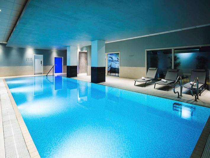Hotel para 4 personas, con piscina además de sauna y vistas, Se admiten mascotas - 1