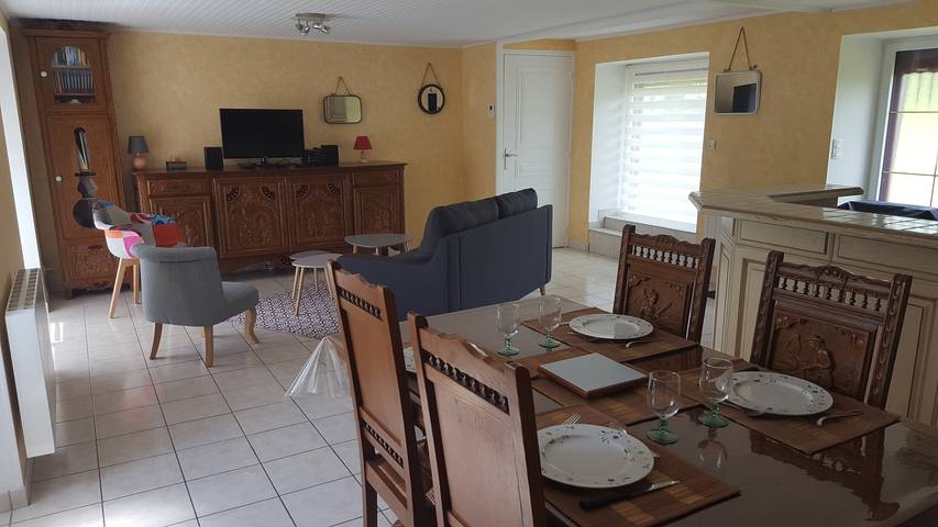 Holiday Home 'Ty Prawine' with Terrace, Garden and Wi-Fi in Quistinic, Lorient region