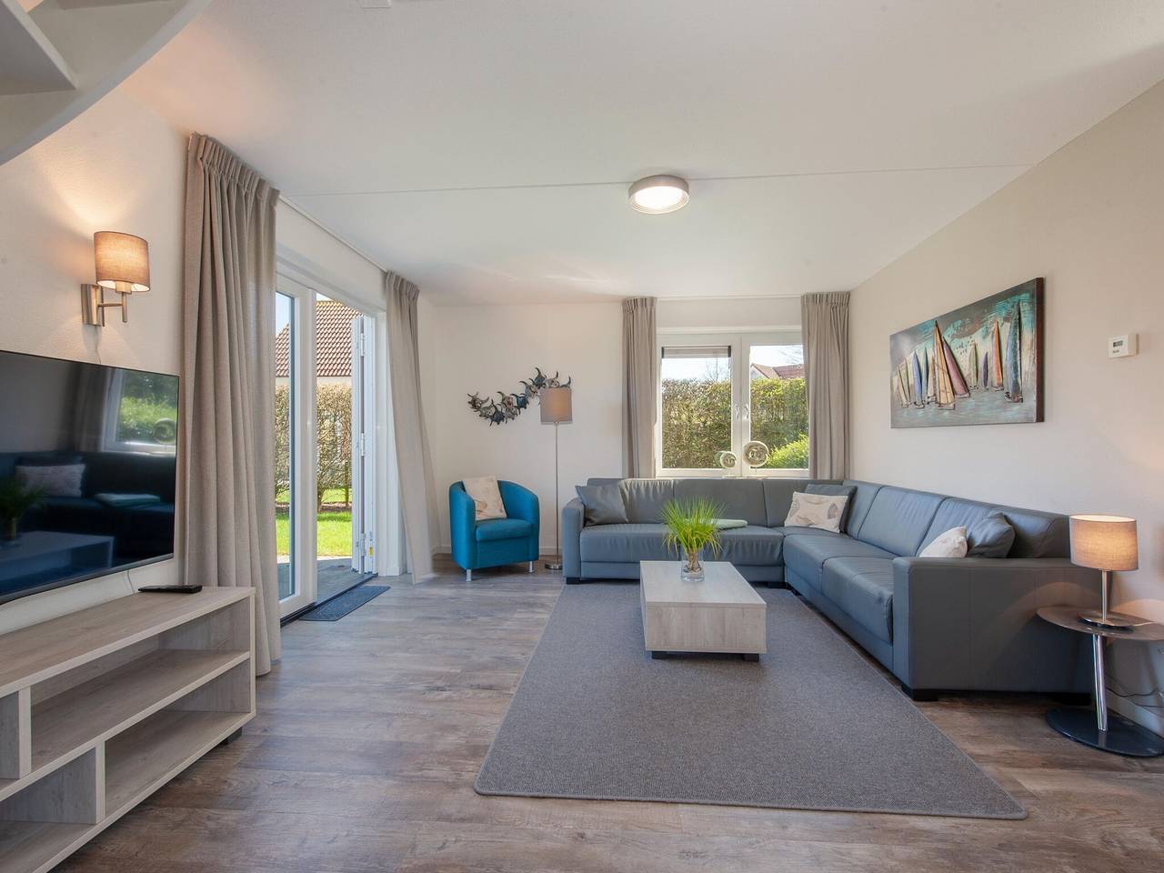 Holiday Home in Netherlands with Garden Terrace in De Banjaard, Kamperland
