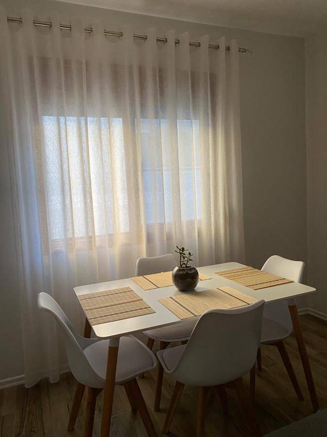 Apartamento de vacaciones para 4 personas, con balcón - 1