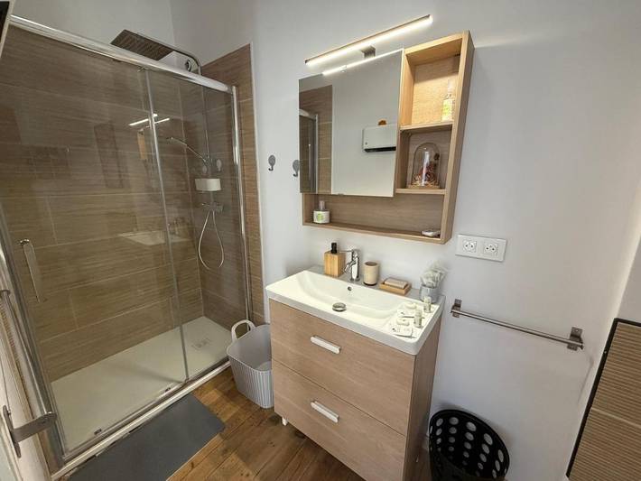 Location de vacances pour 2 personnes, avec vue et terrasse à Monistrol-d'Allier - 2