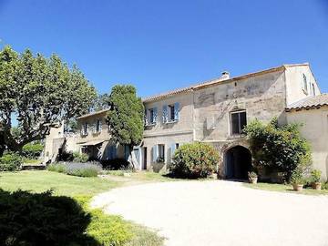 Chambre d’hôte pour 2 personnes, avec jardin et piscine dans Parc naturel régional de Camargue