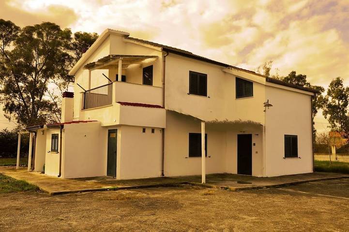 Casa vacanza per 4 persone, con giardino e balcone, con animali domestici - 1