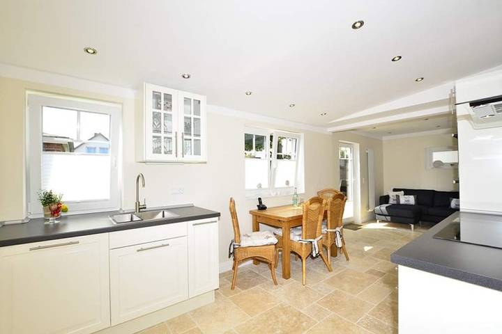 Bungalow für 4 Personen, mit Terrasse in Westerland - 3