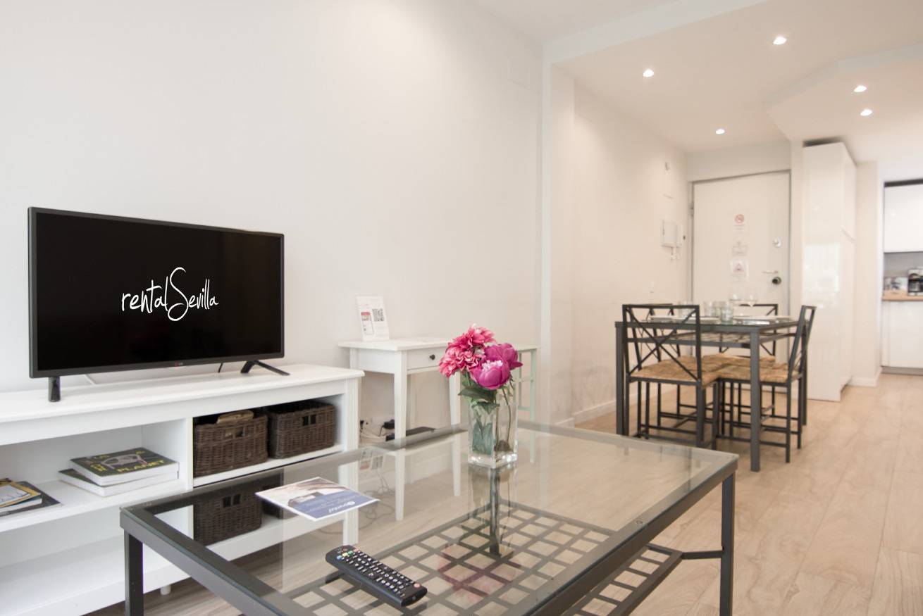 Appartamento intero, Appartamento vacanze per 5 persone con balcone/terrazza in Casco Antiguo, Siviglia