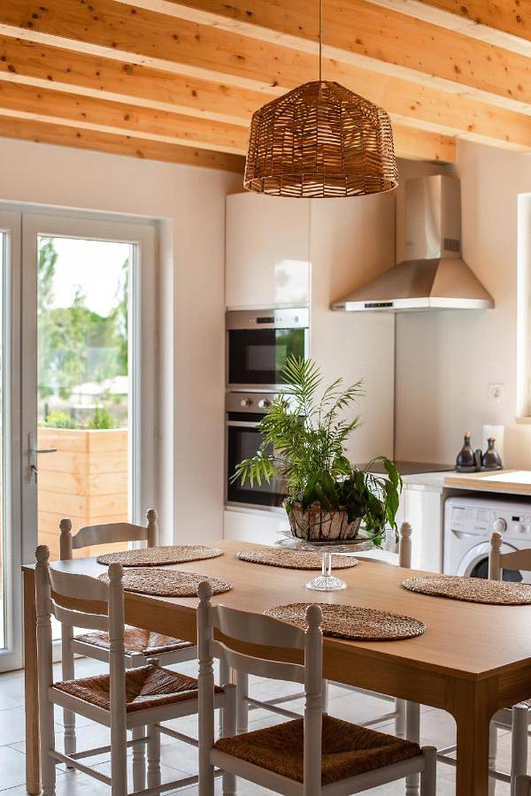 Location de vacances pour 6 personnes, avec jardin ainsi que piscine et vue, animaux acceptés à Capestang - 3