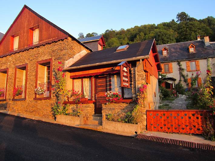 Gîte pour 12 personnes, avec jardin