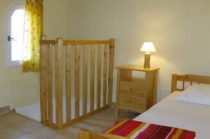 Location de vacances pour 6 personnes, avec jardin et terrasse à Pignans - 4
