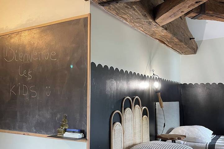 Location de vacances pour 15 personnes, avec jardin à Vayres - 4