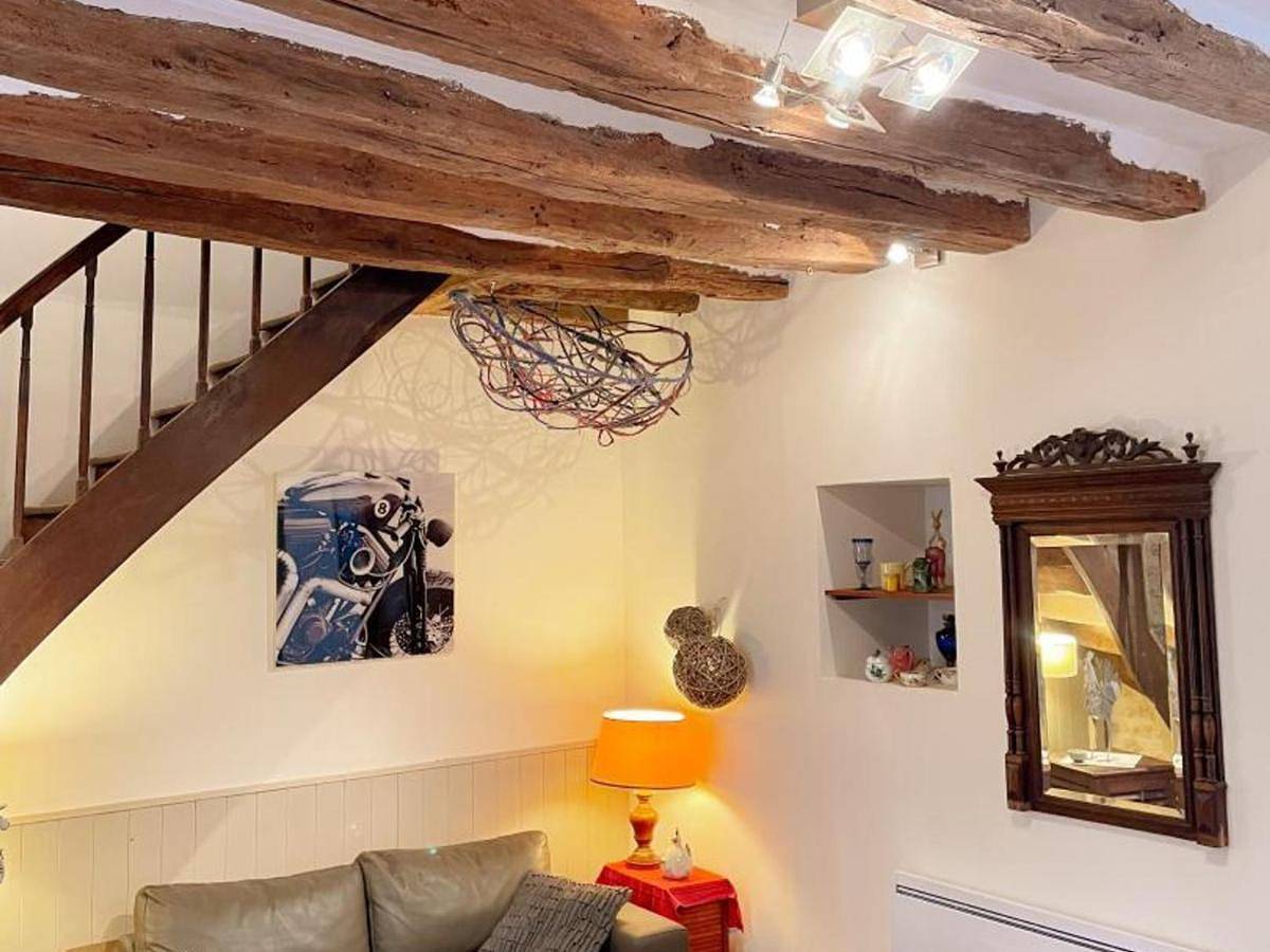 Charmant gîte à Pontlevoy avec cour privée, vélos, terrasse et proche des châteaux et commerces - Fr-1-491-353 in Pontlevoy, Sologne
