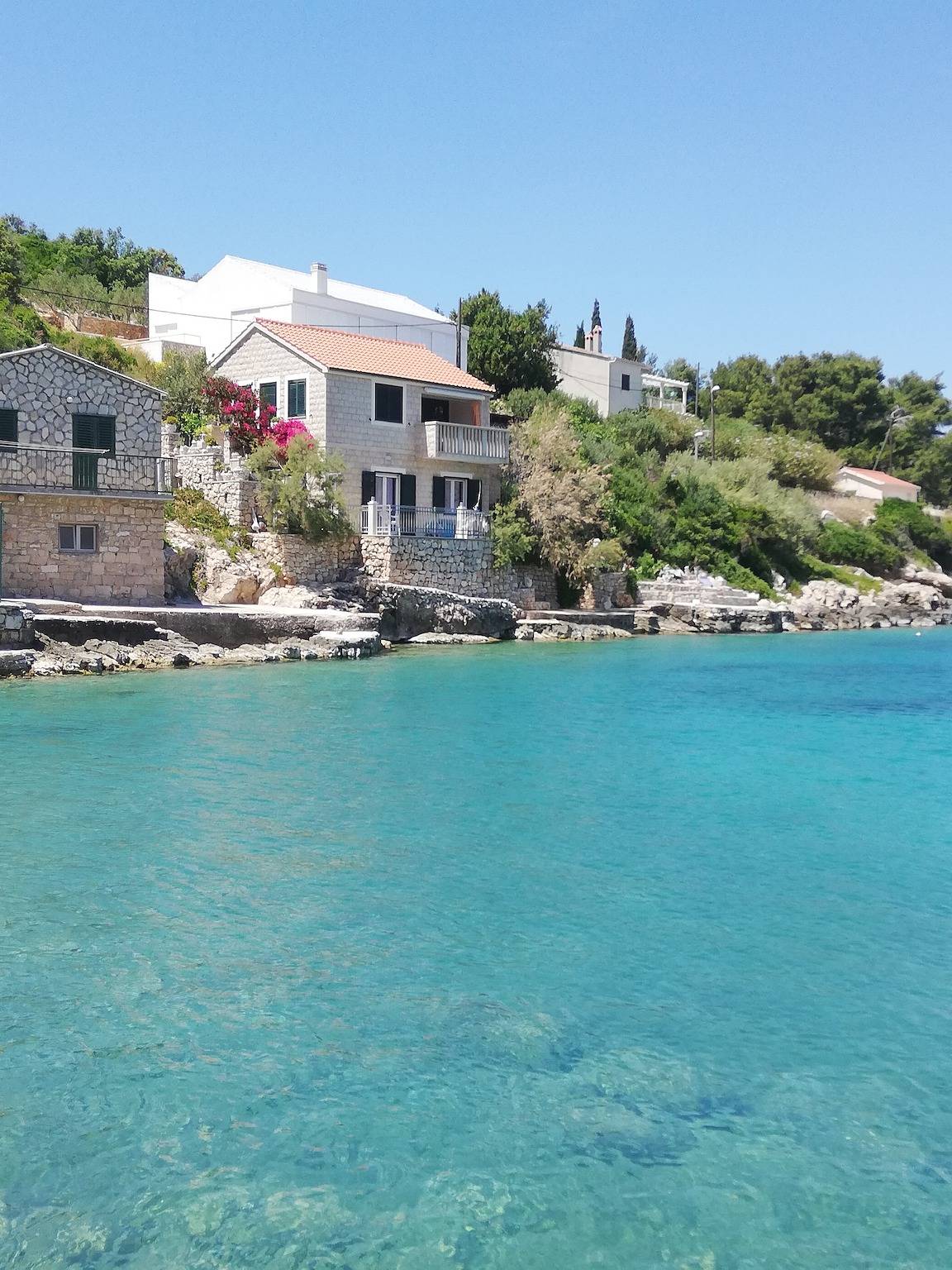 Ganze Wohnung, 2-Zimmer-Ferienwohnung am Strand Bucht Donja Krušica, Solta A-11146-a in Grohote, Solta