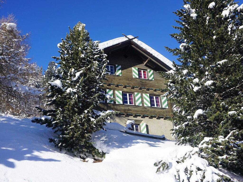 Hütte in St. Moritz mit Schwimmbecken in St. Moritz 3 Bad, St. Moritz