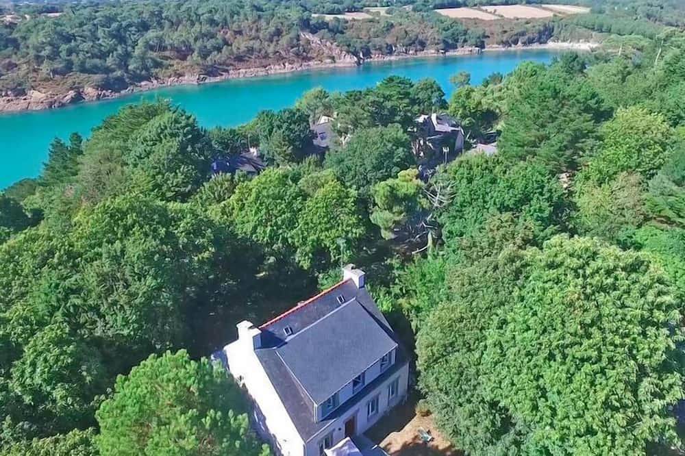 Holiday Home in Moëlan near Kerfany Beach in Moëlan-sur-Mer, Quimper region