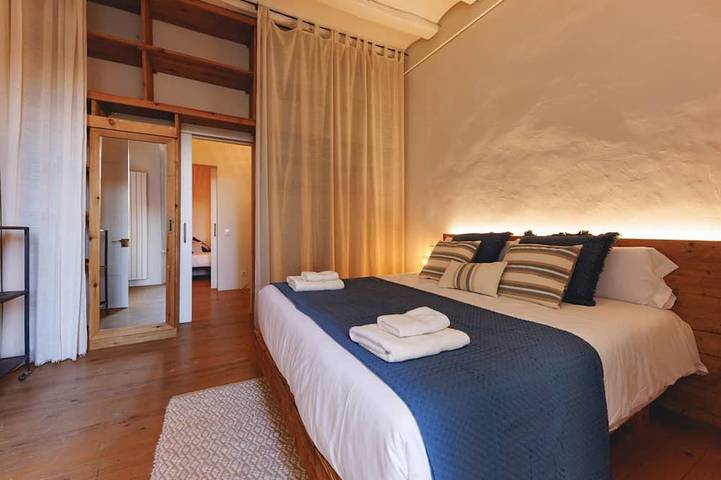 Apartamento entero, Bravissimo Carrer Nou, piso cómodo, 2 dormitorios, en el centro de Girona in Gerona, Gironés