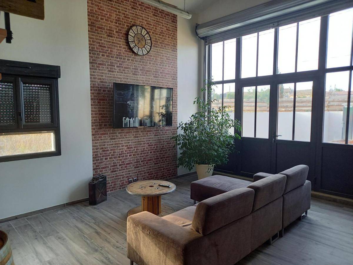 Three-Bedroom House in Aigues-Vives (Aude), Région de Carcassonne