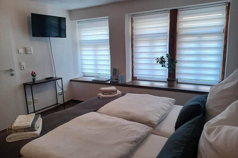 Ganze Wohnung, Komfortables, modernes Apartment für 2 Personen in zentraler  Lage (38 qm) in Weikersheim, Taubertal