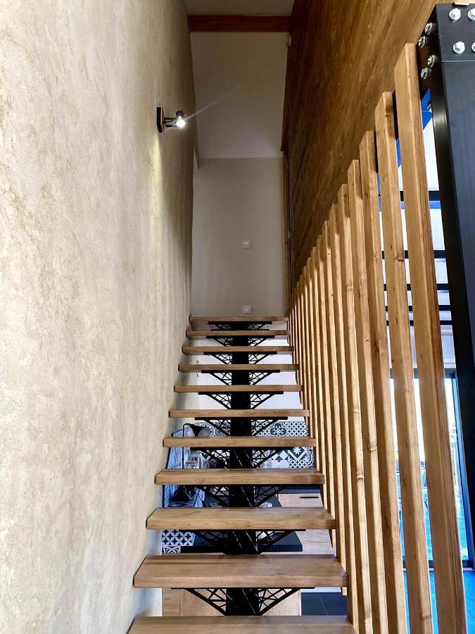 Location de vacances pour 9 personnes, avec terrasse et vue à Chantemerle-les-Blés - 4