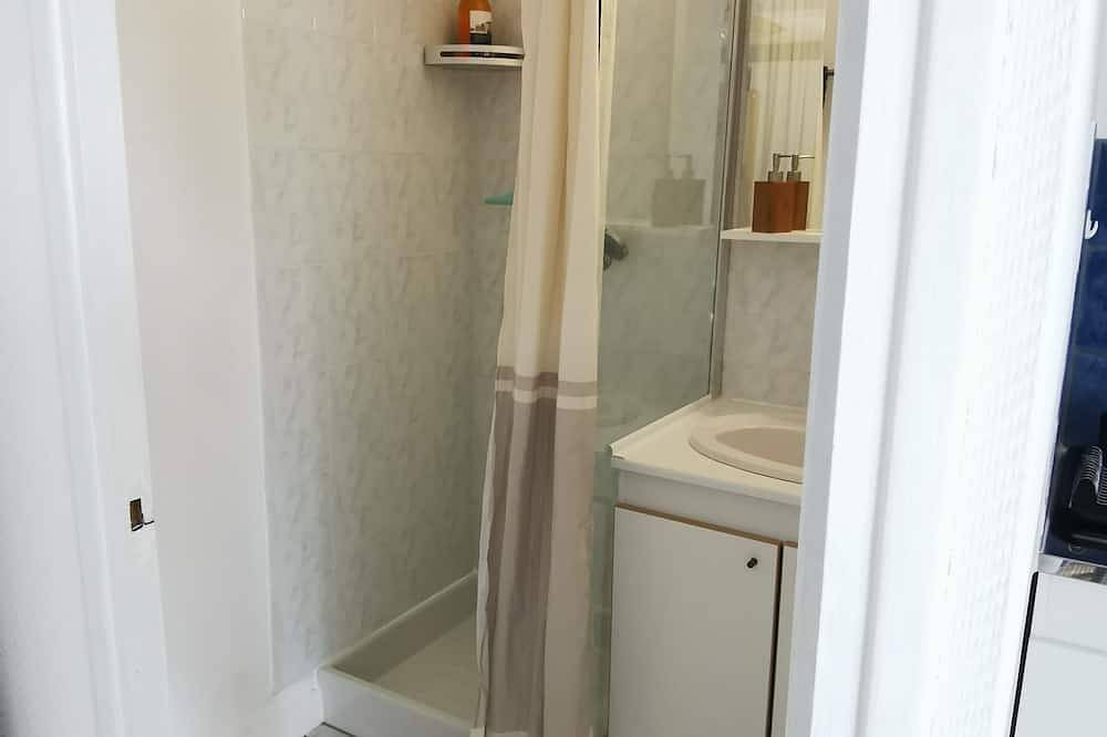 Appartement entier, Fauvette, Gîte 2 personnes avec Piscine chauffée, Marais Poitevin in Chaillé-les-Marais, Fontenay-le-Comte