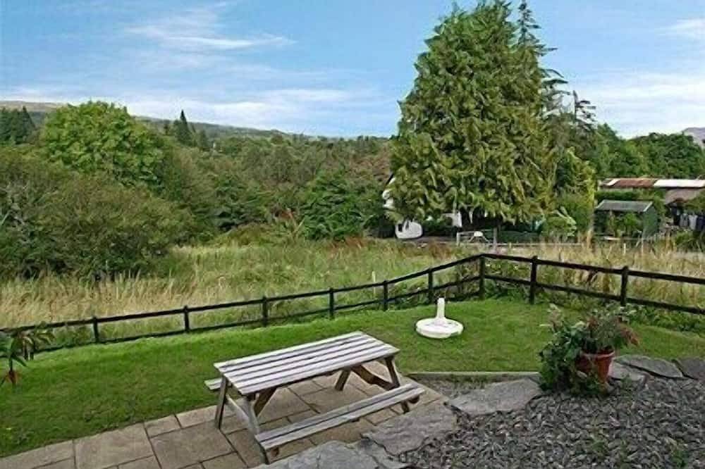 2 bedroom accommodation in Fort Augustus in Fort Augustus, Highlands