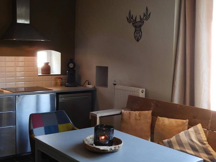 Gîte pour 4 personnes, avec Terrasse ainsi que Jardin et Sauna dans Fronville