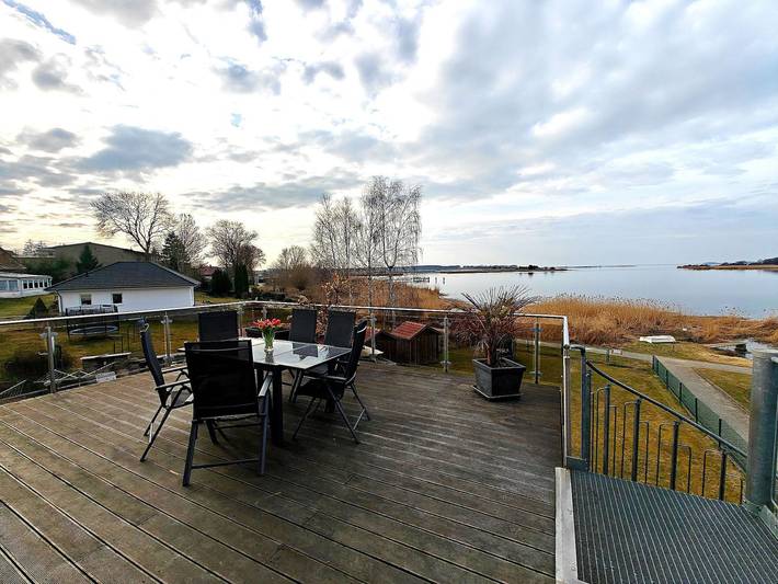 Ferienwohnung für 2 Personen, mit Balkon und Terrasse sowie Seeblick in Benz - 3