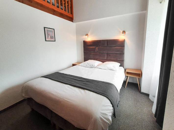 Hôtel pour 4 personnes, avec vue et jardin, animaux acceptés à Salles-Curan - 4