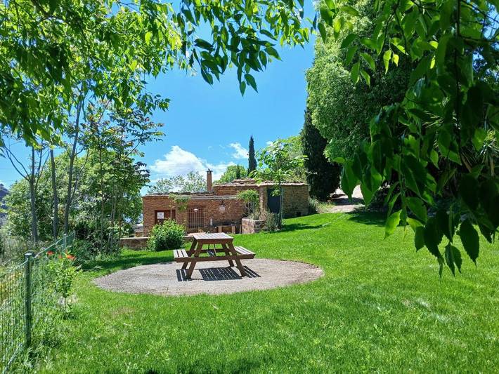 Casa de vacaciones para 5 personas, con terraza además de jardín y vistas - 1