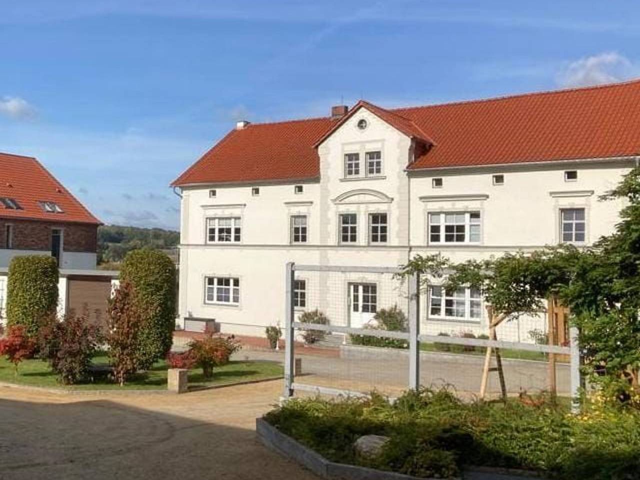 Ganze Ferienwohnung, Ferienwohnung Schöpstalblick (bei Görlitz) - Ferienwohnung 2 - mit Terrasse im Hof in Schöpstal, Oberlausitz-Niederschlesien