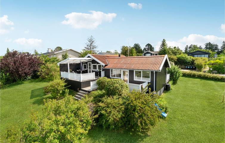 Ferienhaus für 6 Personen, mit Garten und Terrasse in Vellerup