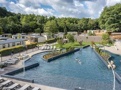 Camping Sandaya Parc La Clusure - Mobilhome 6 personnes - Cottage Cocoon 6p 3ch 2Sdb Premium in Tellin, Neufchâteau region