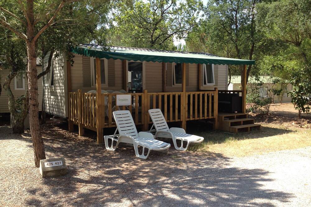 Retraite en montagne à Roquebrune-sur-Argens avec piscine partagée in Roquebrune-sur-Argens, Côte méditerranéenne (France)