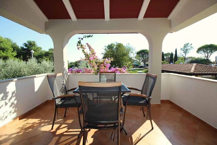 Appartamento vacanze per 4 persone, con giardino e balcone - 1