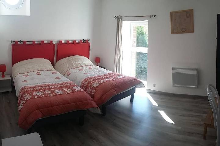 Gîte pour 8 personnes, avec jardin et jacuzzi à La Boissière-des-Landes - 2