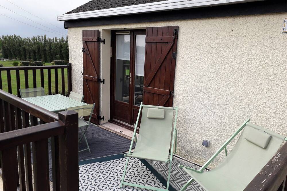 Entire apartment, Cosy new apartment 300m from the sea in Merville-Franceville-Plage, Caen region