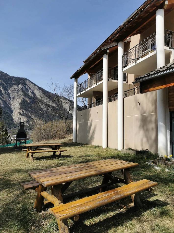 Ganzes Studio, Gemütliches Studio mit Terrasse in Jausiers, Nationalpark Mercantour