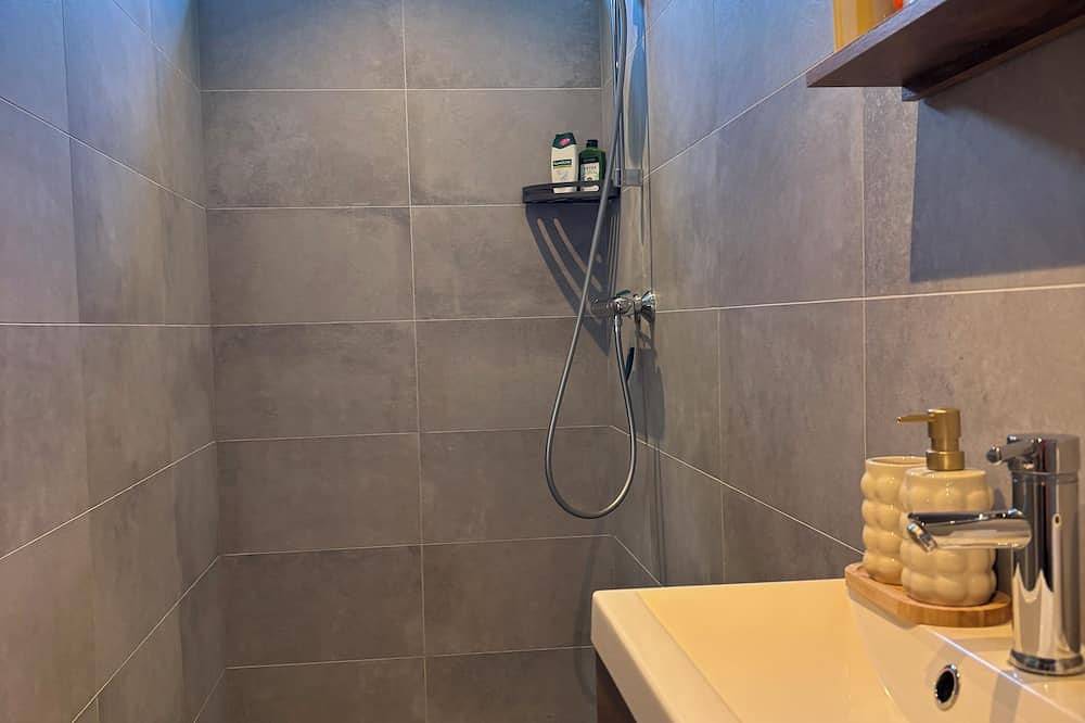 Ganze Wohnung, Beachhouse Noordwijk with private garden ☀️ Bathroom Full Renovation March 2026! in Noordwijk aan Zee, Noordwijk