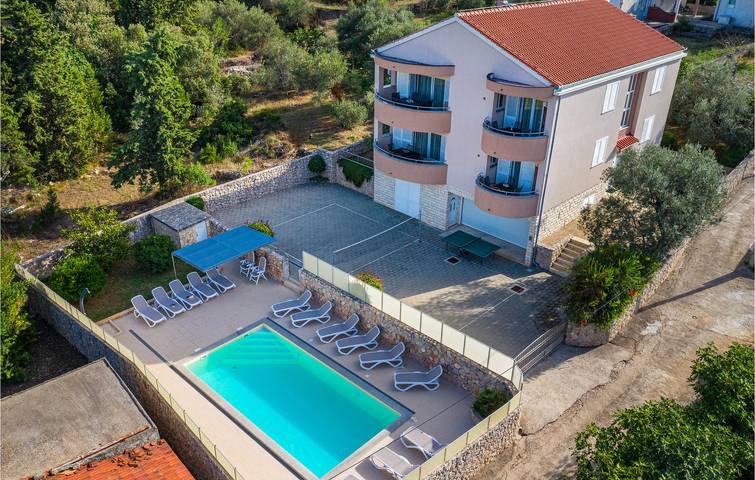 Cozy Sea View Apartment with Pool & Terrace Near Zdrelac in Zdrelac, Pasman