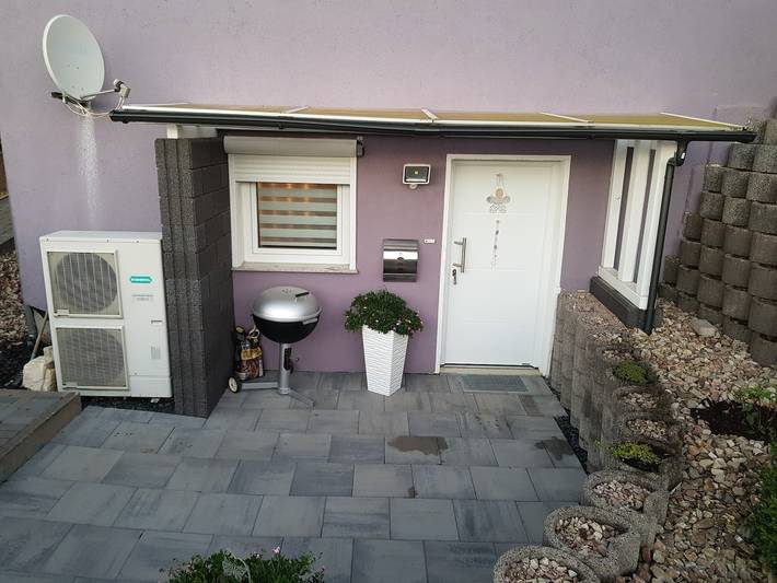 Ganze Wohnung, Ferienwohnung "Lila Pause" mit Privatterrasse und Wlan in Ellweiler, Landkreis Birkenfeld