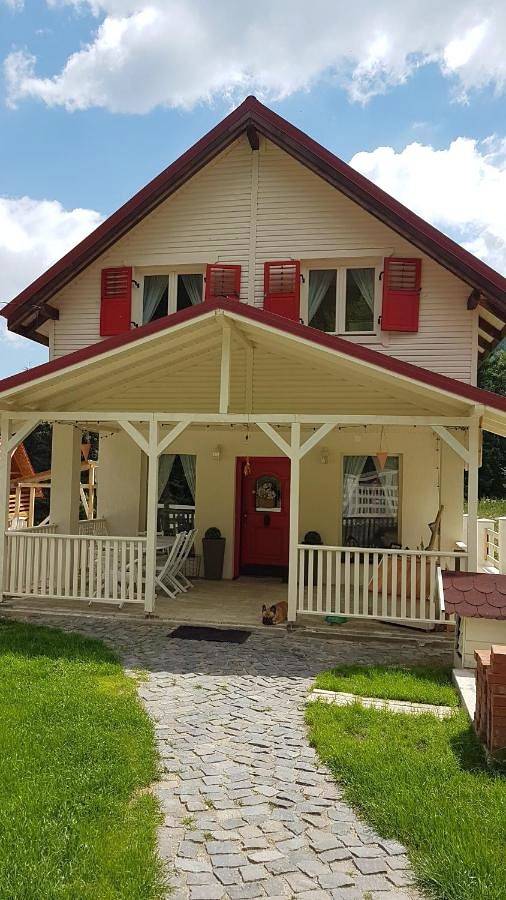 Gîte pour 6 personnes, avec vue et jardin