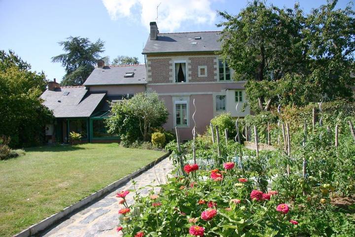 Gîte pour 3 personnes, avec jardin et vue à Pipriac - 4