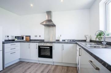 Holiday Rental for 4 People in Llanelli, Carmarthenshire, Photo 2
