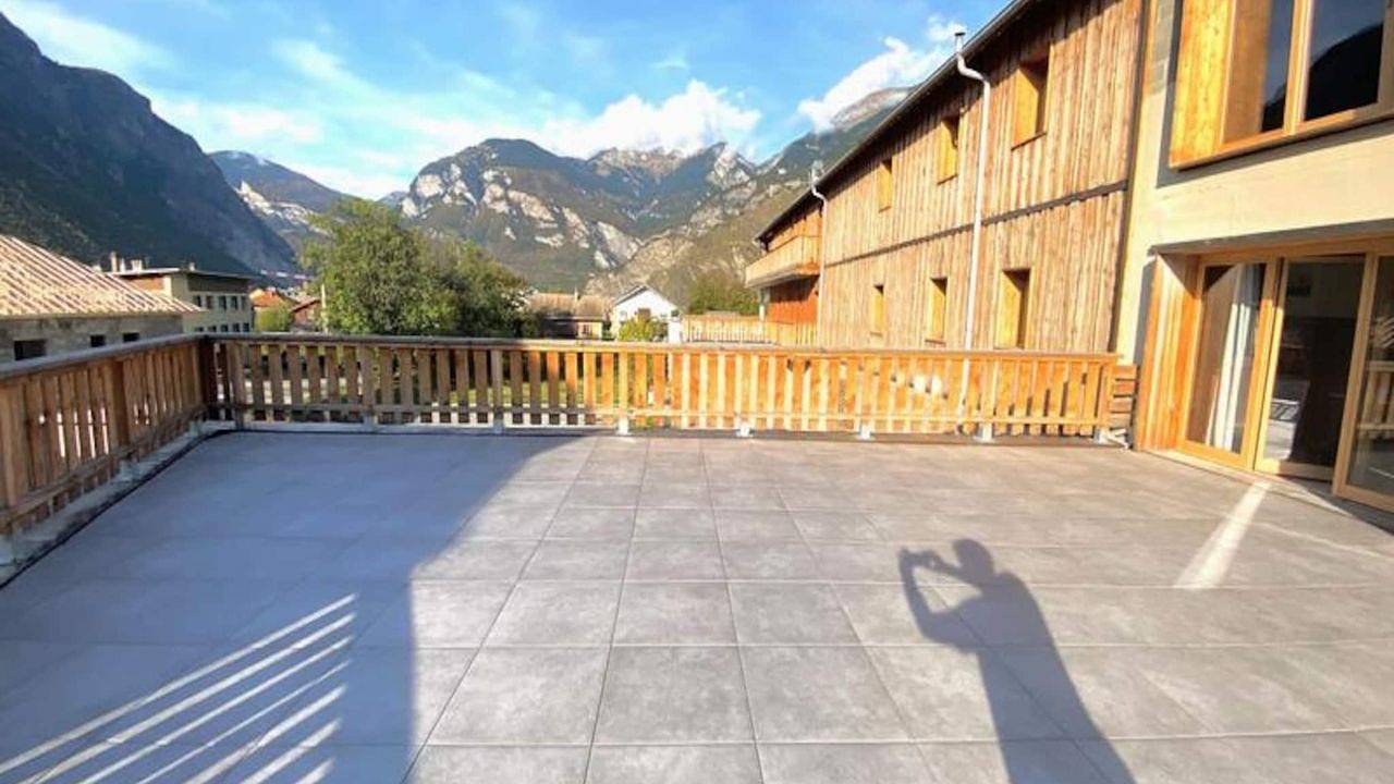 Entire holiday apartment, Ferienwohnung für 14 Personen (180 m²) in Saint-Jean-de-Maurienne in Saint-Jean-de-Maurienne, Saint-Jean-de-Maurienne region