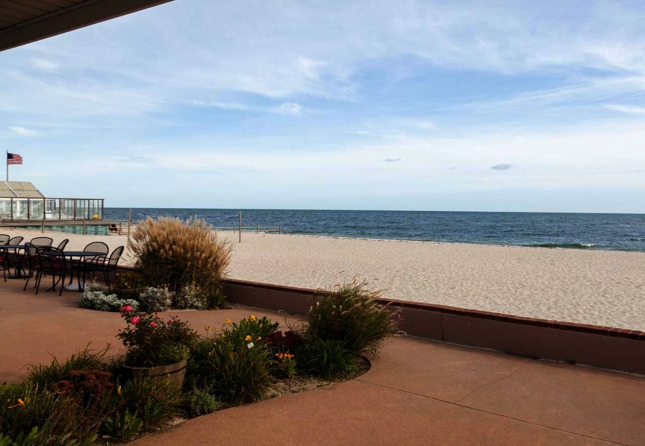 Riviera Beach Resort in Yarmouth, Cape Cod