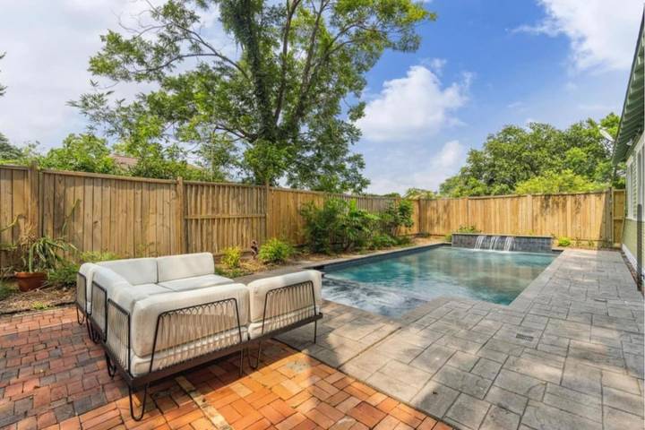 Ferienhaus für 2 Personen, mit Whirlpool und Garten in Houston
