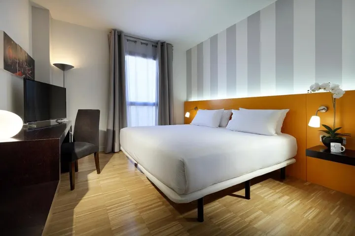 Hôtel pour 3 personnes, avec terrasse - 1