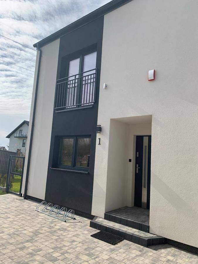 Ferienwohnung für 10 Personen, mit Balkon und Terrasse sowie Garten