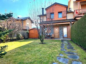 Gîte pour 4 personnes, avec jardin à Osséja