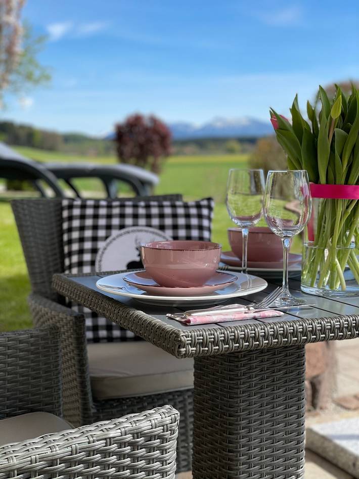 Ferienwohnung für 2 Personen, mit Terrasse und Garten sowie Ausblick in Nußdorf