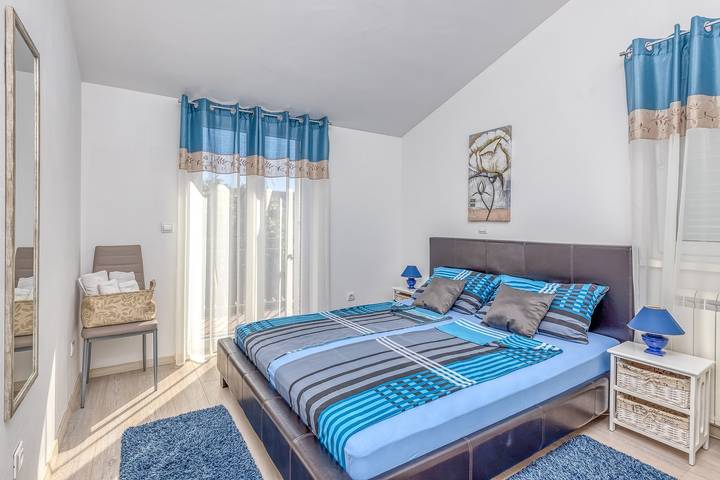 Ferienwohnung für 3 Personen, mit Balkon/Terrasse in Kukci
