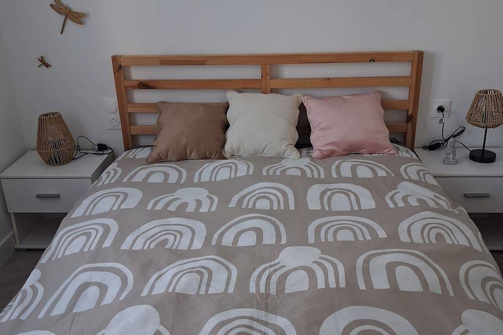Apartamento entero, Charming T2 garden refurbished ideally located in Guilers, close to Brest in Guilers, Región de Brest